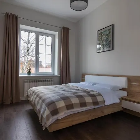City Garden Apartment *